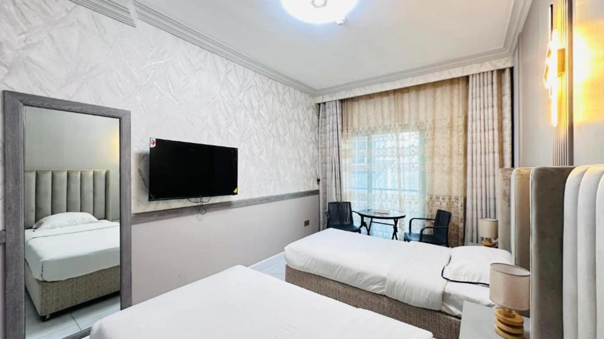 San Marino Hotel ドバイ