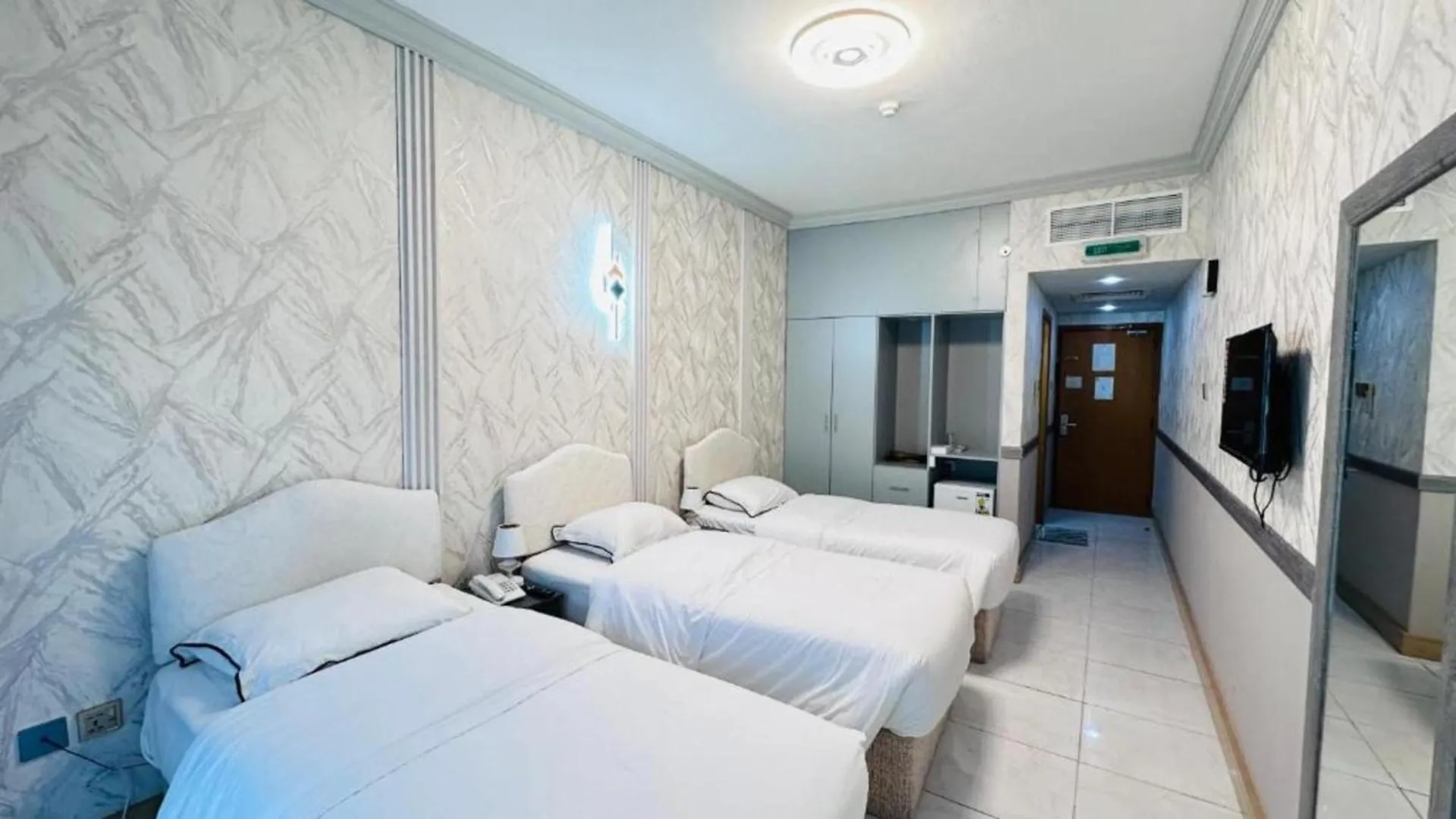 San Marino Hotel ドバイ 2*,