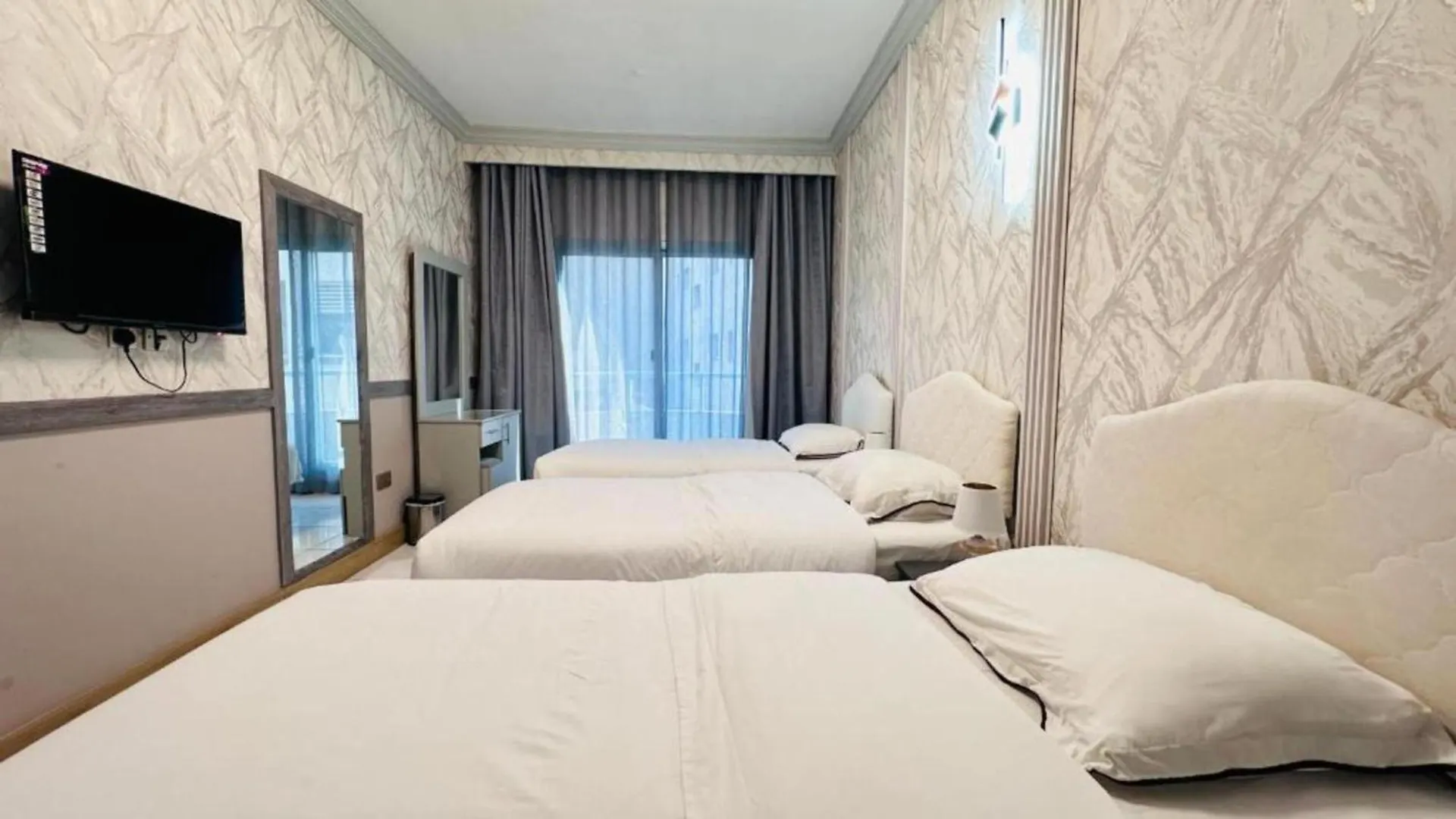 San Marino Hotel ドバイ