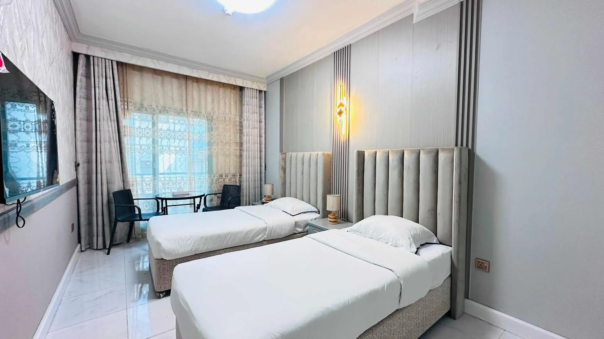 San Marino Hotel ドバイ