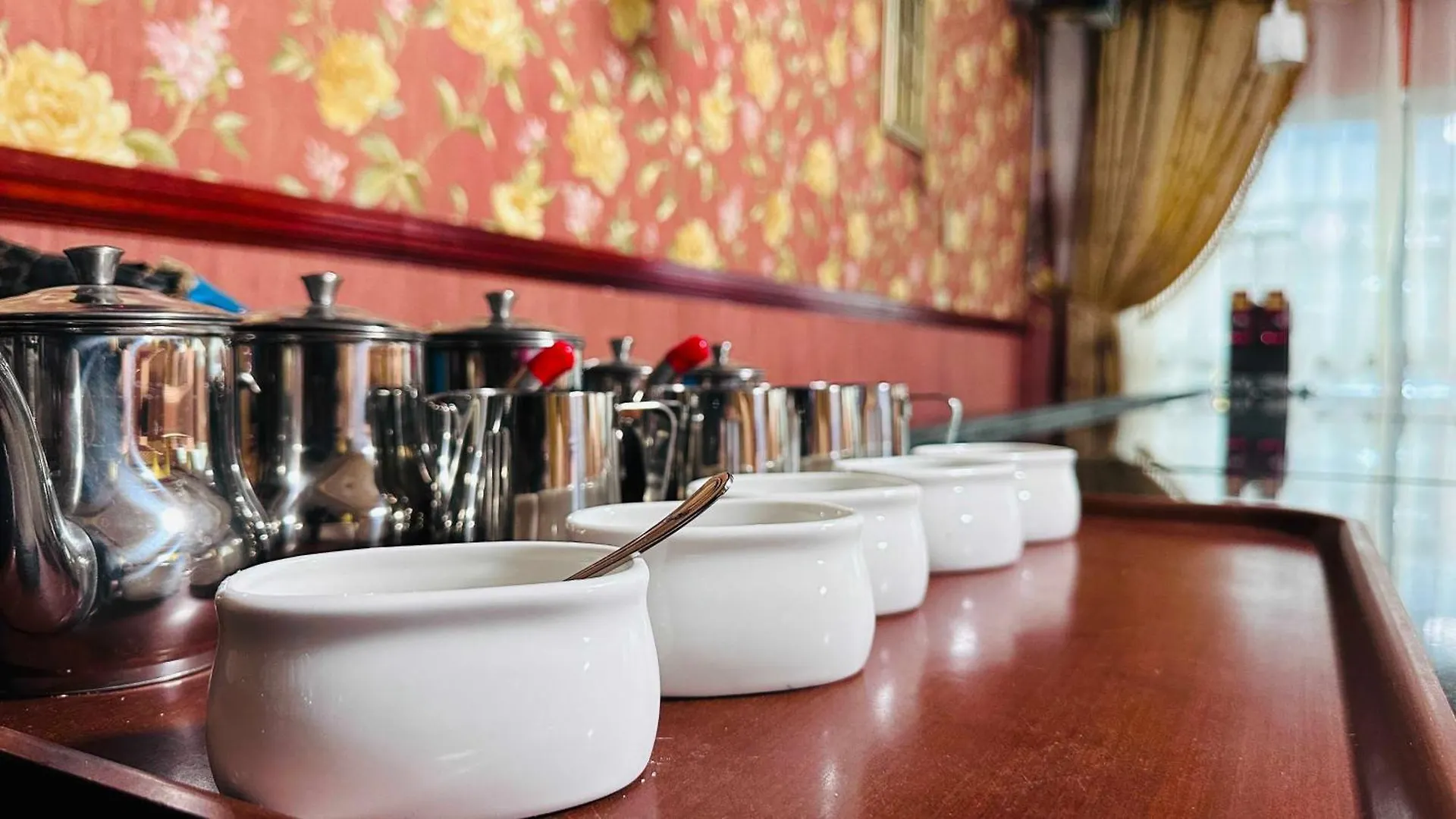 San Marino Hotel ドバイ