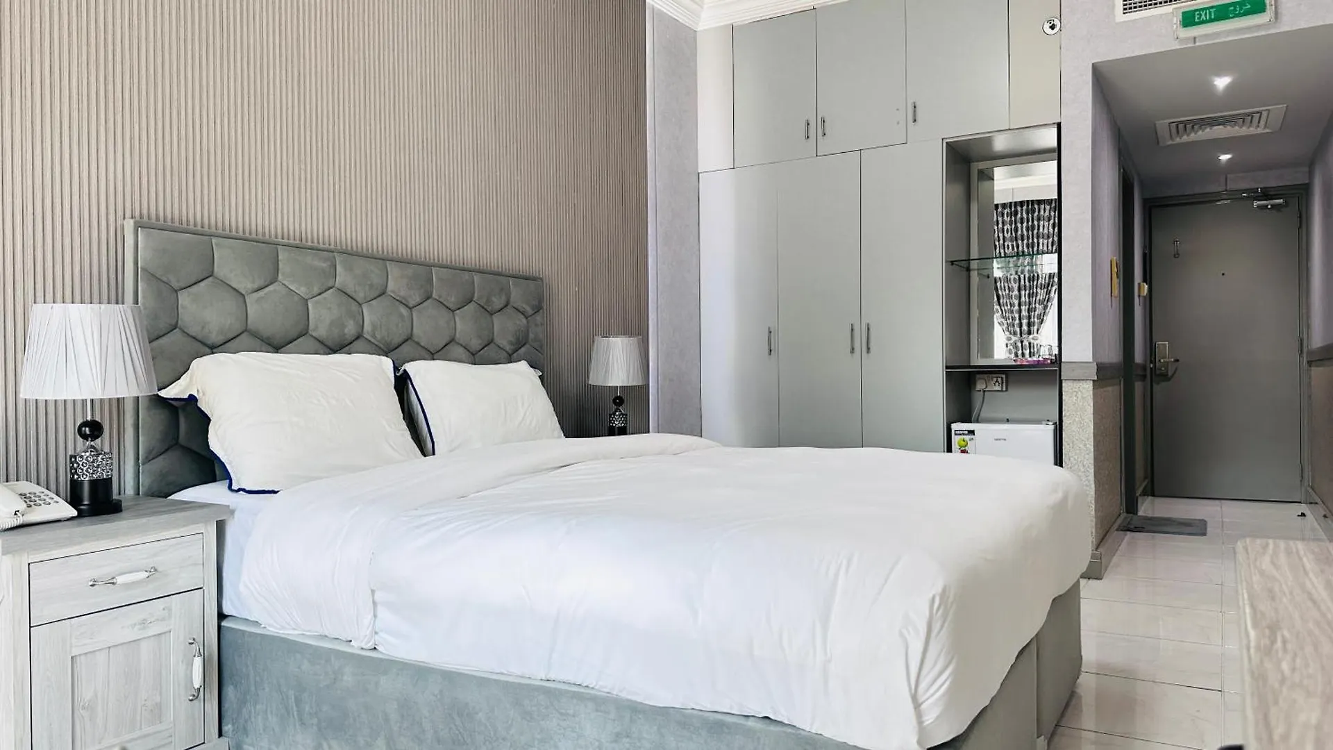 San Marino Hotel ドバイ