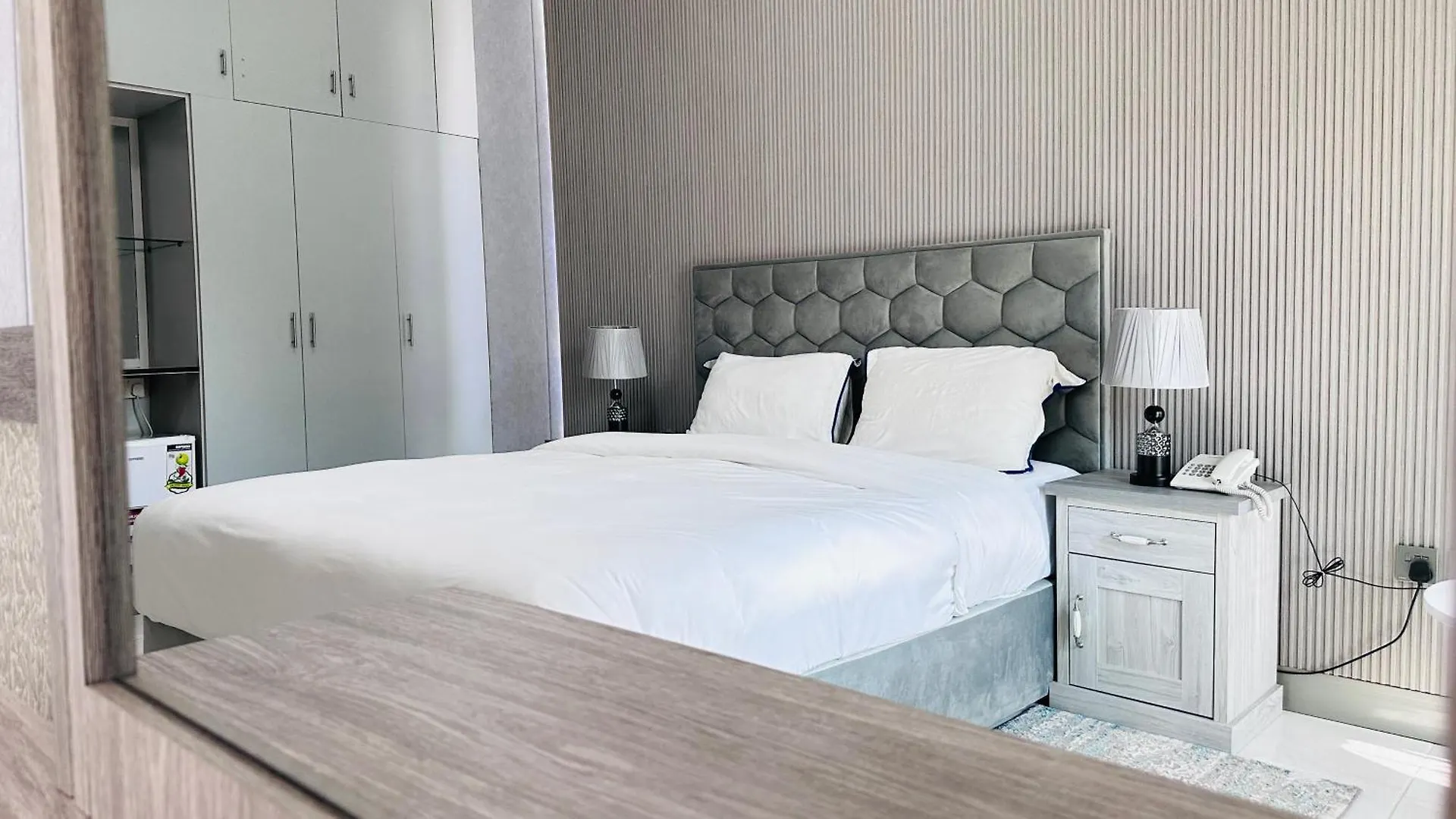 San Marino Hotel ドバイ