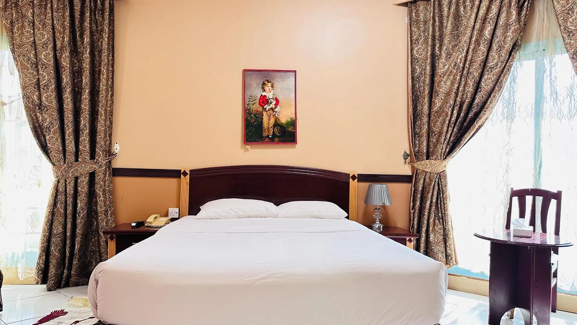 San Marino Hotel ドバイ 2*,