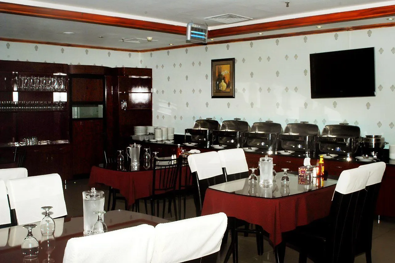 San Marino Hotel ドバイ